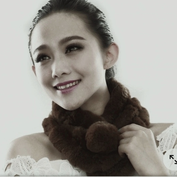 Cajon rabbit scarf - Picture 1 of 6